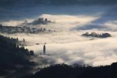 04_Nebbia tra le case